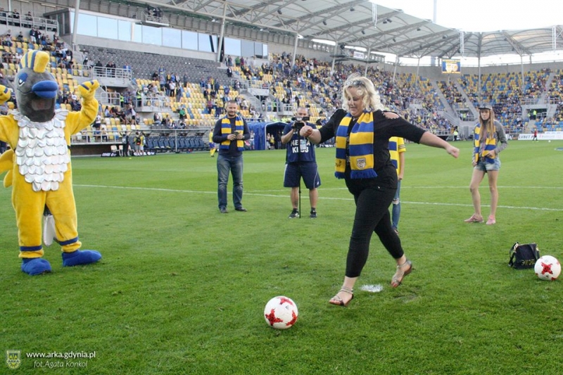 http://arka.gdynia.pl/images/galeria_zdjecie/big/20638863_1577179342333192_5025479237017041325_n_8f6e2a9b070be5e7be202675b9b1acce.jpg