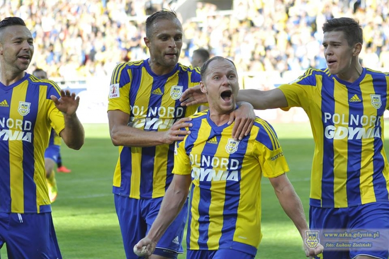 http://arka.gdynia.pl/images/galeria_zdjecie/big/11816971_993439057373893_378467534822876812_n_58d5e578caf750f575e8720059ef5494.jpg