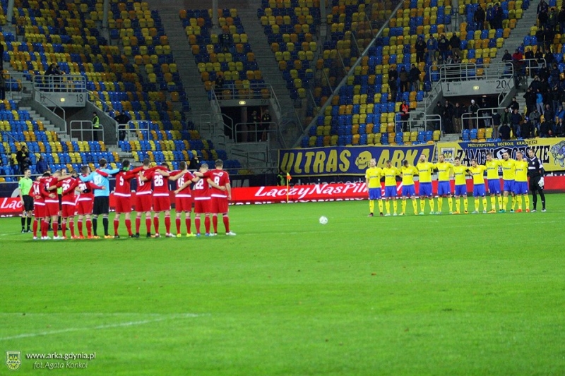 http://arka.gdynia.pl/images/galeria_zdjecie/big/15317914_1315568801827582_1481424107692612013_n_4335c3213569d49f4a4459a624202460.jpg