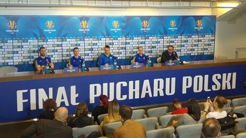 http://arka.gdynia.pl/images/galeria_zdjecie/big/18254734_1523849534327086_1021158376_n_b7e738eafd6a676db5f80e86d52d2bec.jpg