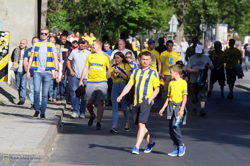 http://arka.gdynia.pl/images/galeria_zdjecie/big/18671301_1502153593169101_3012227298785466237_n_415a59b58d56b9a08f83f3175709c62f.jpg