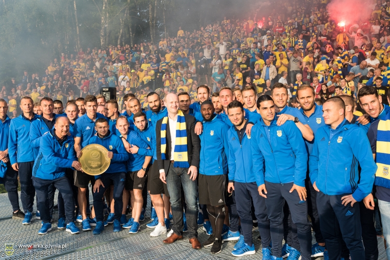 http://arka.gdynia.pl/images/galeria_zdjecie/big/20170714-0297_eca970932784822046985fb21af5b0d6.jpg