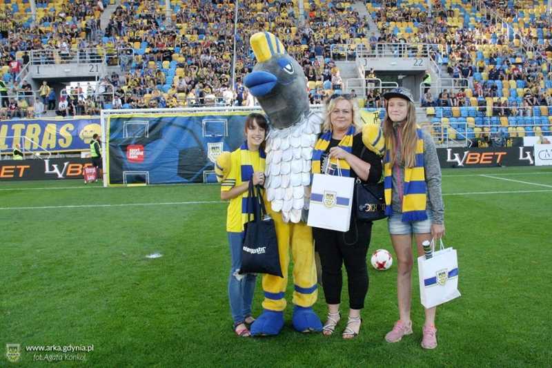 http://arka.gdynia.pl/images/galeria_zdjecie/big/20664019_1577179608999832_8431477732713818991_n_ae46e8758dbc2618323fc025aeb6261f.jpg