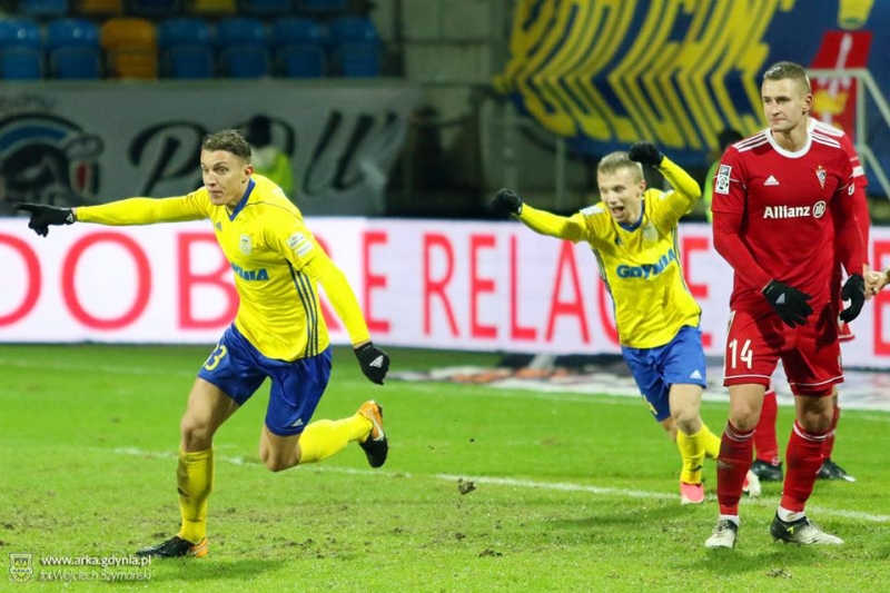 http://arka.gdynia.pl/images/galeria_zdjecie/big/25151959_1693861617331630_4558654245431594651_n_6216b8988000370128f775a55a58f8dd.jpg