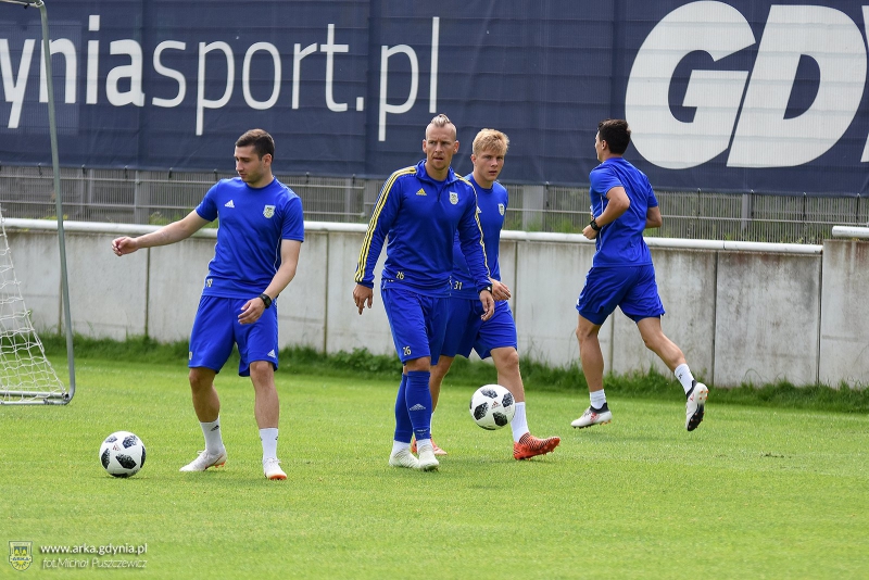 http://arka.gdynia.pl/images/galeria_zdjecie/big/37344161_1795376587174847_2033393773131595776_n_da0933e748c61de369a51ab0bb470a05.jpg