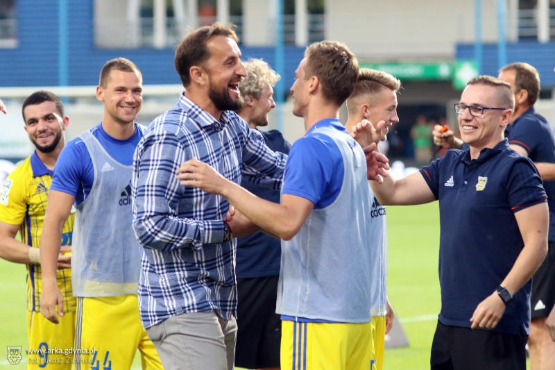 http://arka.gdynia.pl/images/galeria_zdjecie/big/39467645_297310667489279_900143802855981056_n_c938b8cd68f441f7ebfc4407047b8ef1.jpg