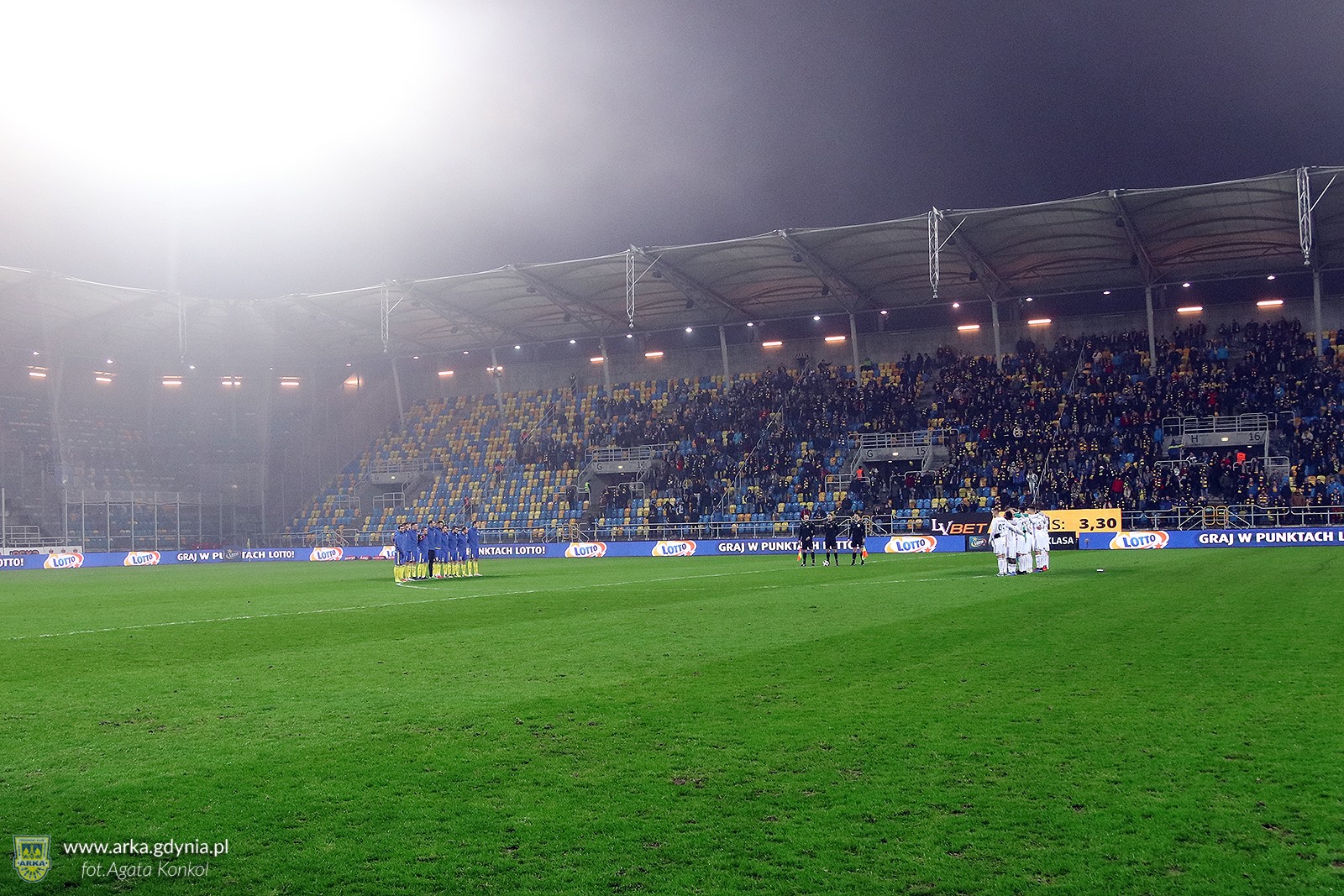 http://arka.gdynia.pl/images/galeria_zdjecie/big/48419124_2160177710700016_7806223701816377344_o_f0aad9e9b9428e1dba752218bdf45078.jpg