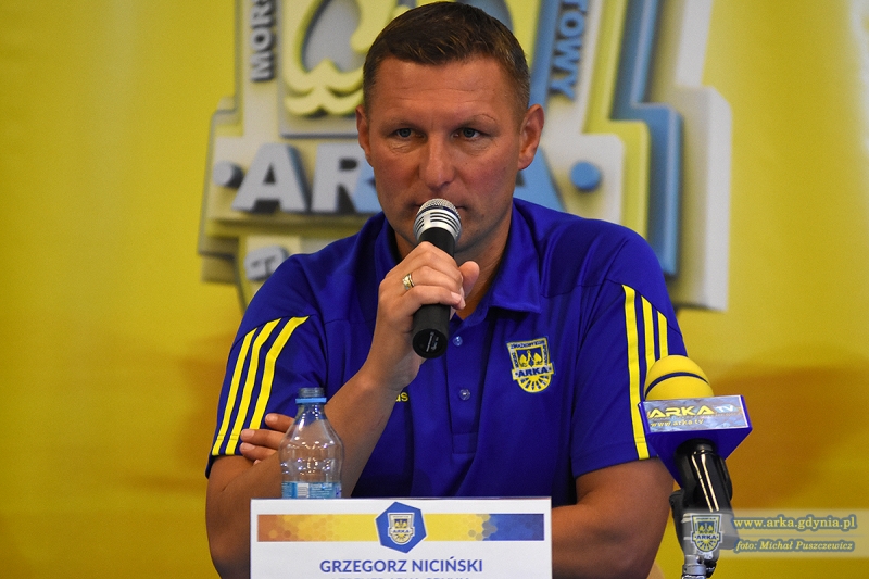 https://arka.gdynia.pl/images/galeria_zdjecie/big/DSC_0225_93d1190261930c5eaee9b2327f2cc7c4.jpg