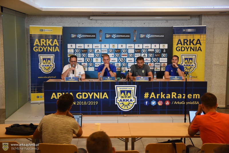 http://arka.gdynia.pl/images/galeria_zdjecie/big/DSC_4311_b3e9ec5e20607f55f262e829316d0ec5.jpg
