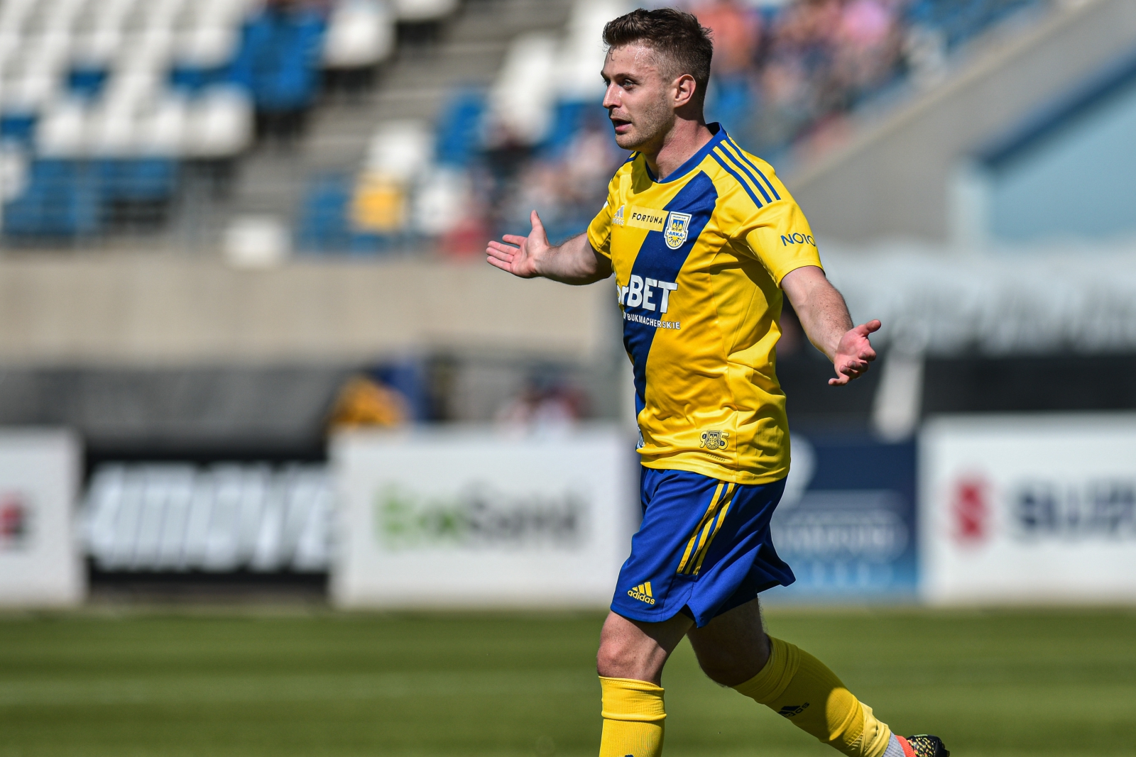 https://arka.gdynia.pl/images/galeria_zdjecie/big/DT20230813_003_DSC_8292_cdd7817515c7cfb2d08d6434c665bd3f.jpg