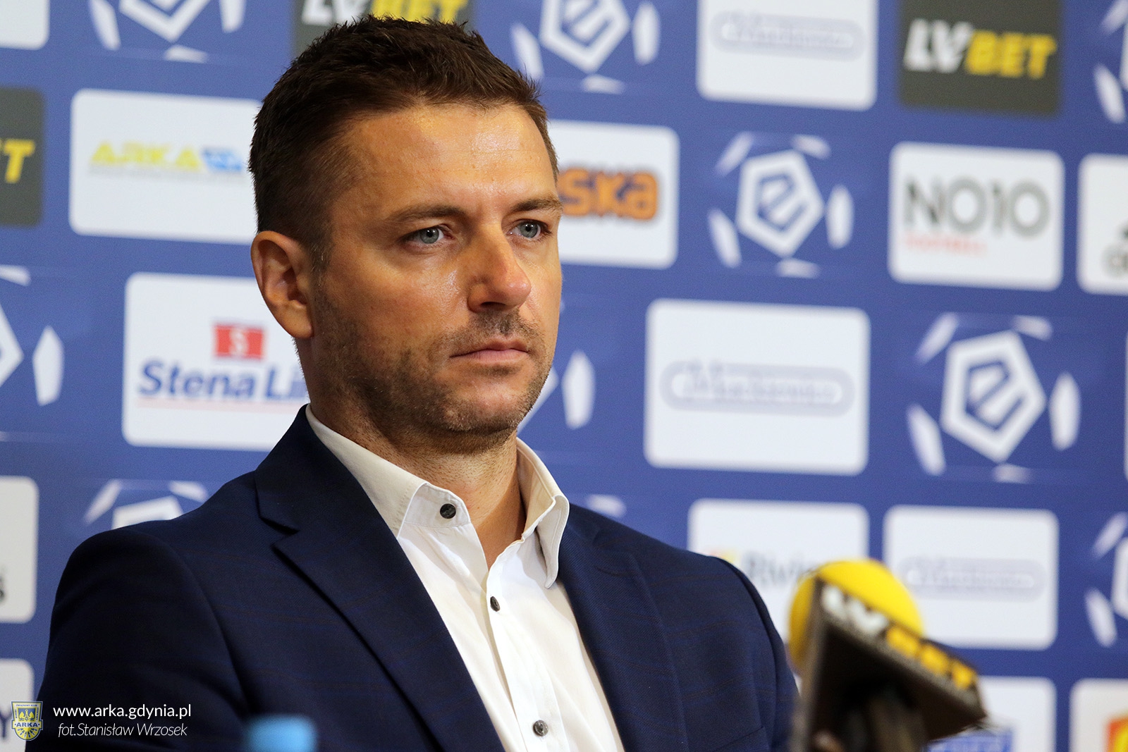 http://arka.gdynia.pl/images/galeria_zdjecie/big/EOS_2866_a69c3d3c815cebe7470439b23fbf03b7.jpg