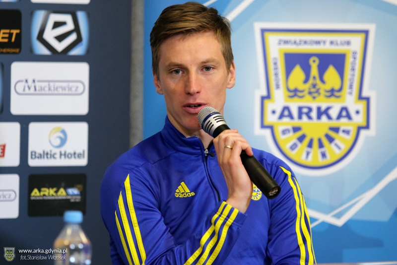 http://arka.gdynia.pl/images/galeria_zdjecie/big/EOS_9392_f6e434b2586baadb17017e2dab5455d4.jpg