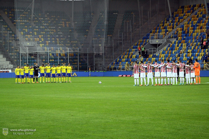 http://arka.gdynia.pl/images/galeria_zdjecie/big/IMG_0023_a8d3e1153dbdcc1180d4b52c5354dffd.jpg