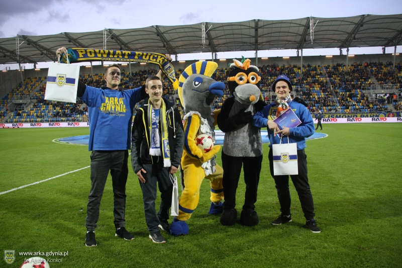 http://arka.gdynia.pl/images/galeria_zdjecie/big/IMG_0058_1b4fa692a3d452b322e2c7bb8a58c24d.jpg