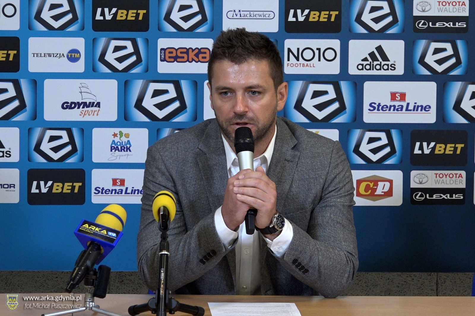 http://arka.gdynia.pl/images/galeria_zdjecie/big/Obraz1_1e08af63fb0a0291a03975899f5a537b.jpg