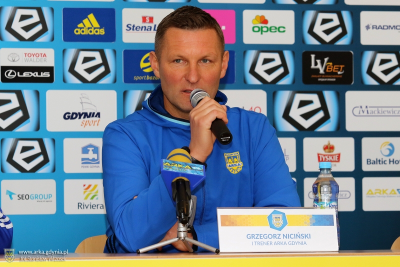 http://arka.gdynia.pl/images/galeria_zdjecie/big/SSPL2153_fd0d6d78d1229b12072552662e5be3d1.jpg