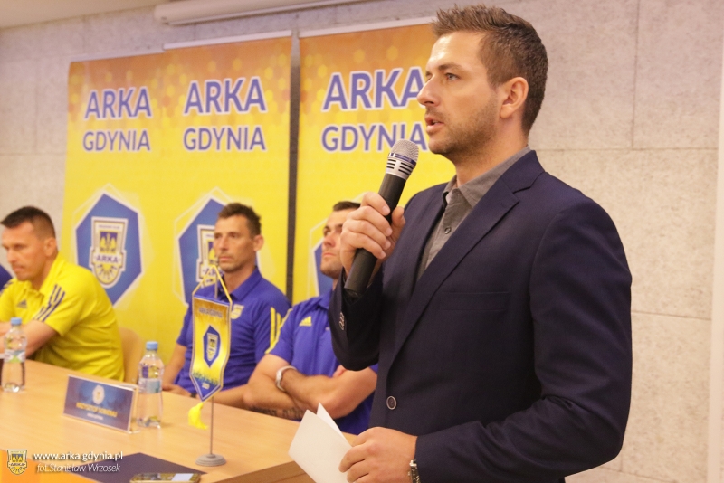 http://arka.gdynia.pl/images/galeria_zdjecie/big/SSPL9414_54352ac002262a331a9c7dde1a3de7fd.jpg