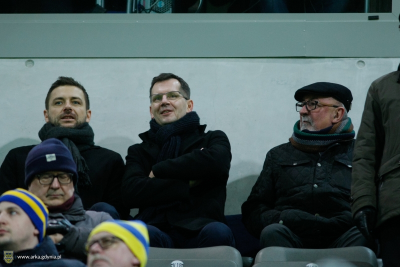 http://arka.gdynia.pl/images/galeria_zdjecie/big/arka-gornik_zabrze_13_eb9c7cd8ea9ecd9f0c210ef42af5f42f.jpg