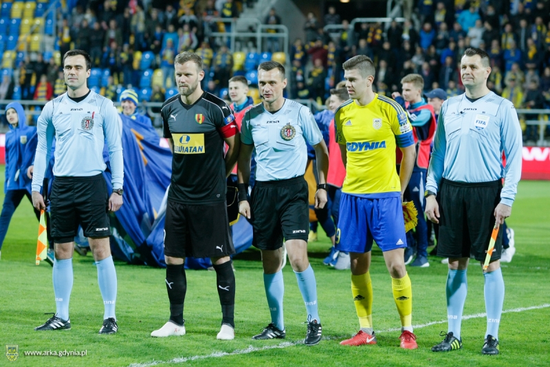 http://arka.gdynia.pl/images/galeria_zdjecie/big/arka-korona_pp_04_484e1f5cc0922b3e483c056179debb7f.jpg
