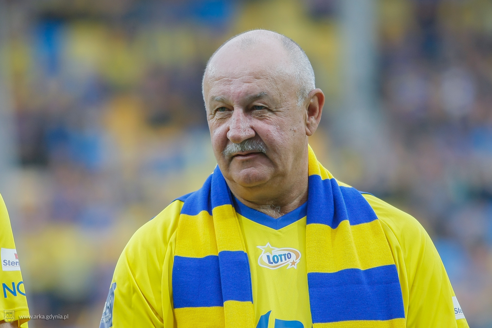 http://arka.gdynia.pl/images/galeria_zdjecie/big/arka-lech_73_8d3b25a1805c47791f4fb7690c050aec.jpg