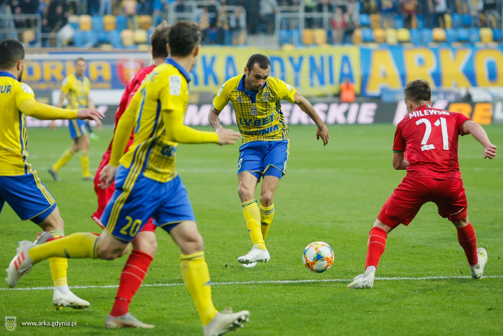 https://arka.gdynia.pl/images/galeria_zdjecie/big/arka-sosnowiec_70_fcd993fd92d7b7677b0f17191bcefffc.jpg