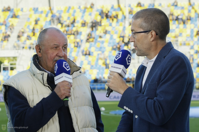 http://arka.gdynia.pl/images/galeria_zdjecie/big/arka-zaglebie_06_6d686f46da5a8a7e7e2c774e7656b033.jpg
