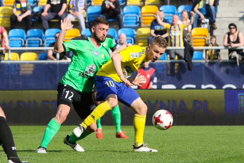 https://arka.gdynia.pl/images/galeria_zdjecie/big/arka_gornik_18_709ebe39ef945db34d5e337185953848.jpg