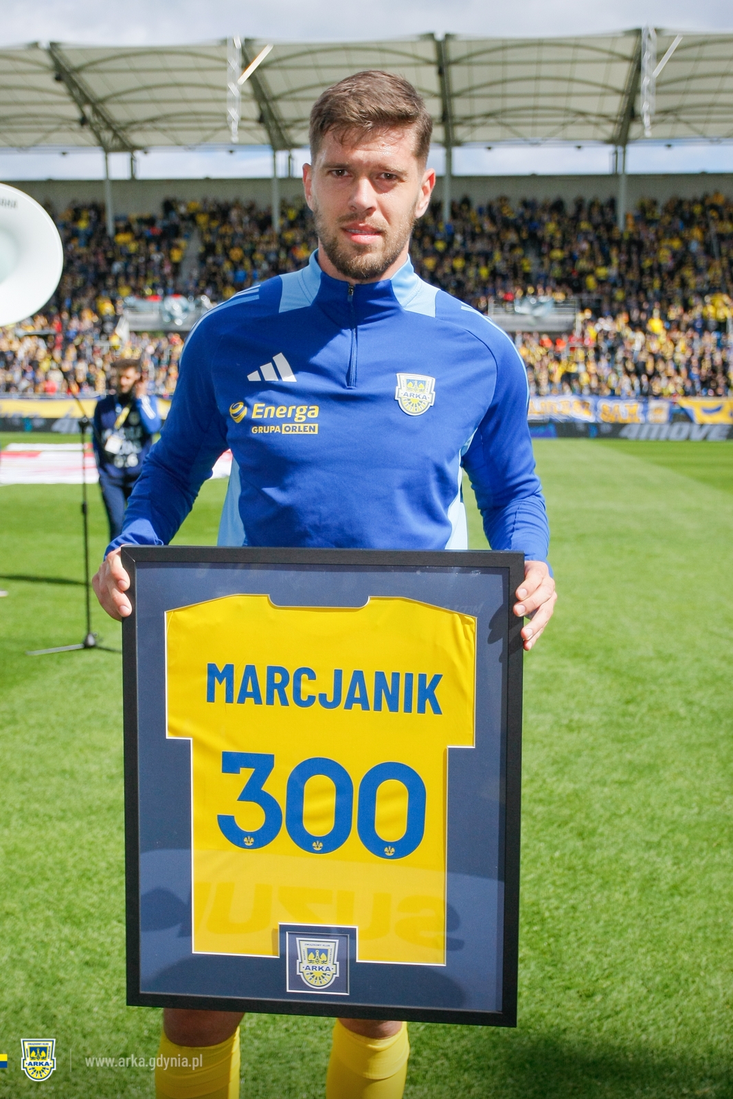 https://arka.gdynia.pl/images/galeria_zdjecie/big/bruk-bet_29_4899ffe67c4fbc47e689af23af32db44.jpg