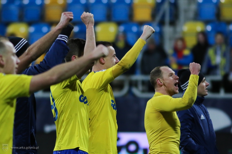 http://arka.gdynia.pl/images/galeria_zdjecie/big/gal_korona_39_813d3e205574dedf0ccdd2c9c3bcbf22.jpg