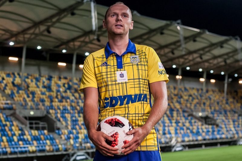 http://arka.gdynia.pl/images/galeria_zdjecie/big/gdynia-20180816_0038_JED_0ab0b45ee69a505e81ca82891c09ad6a.jpg