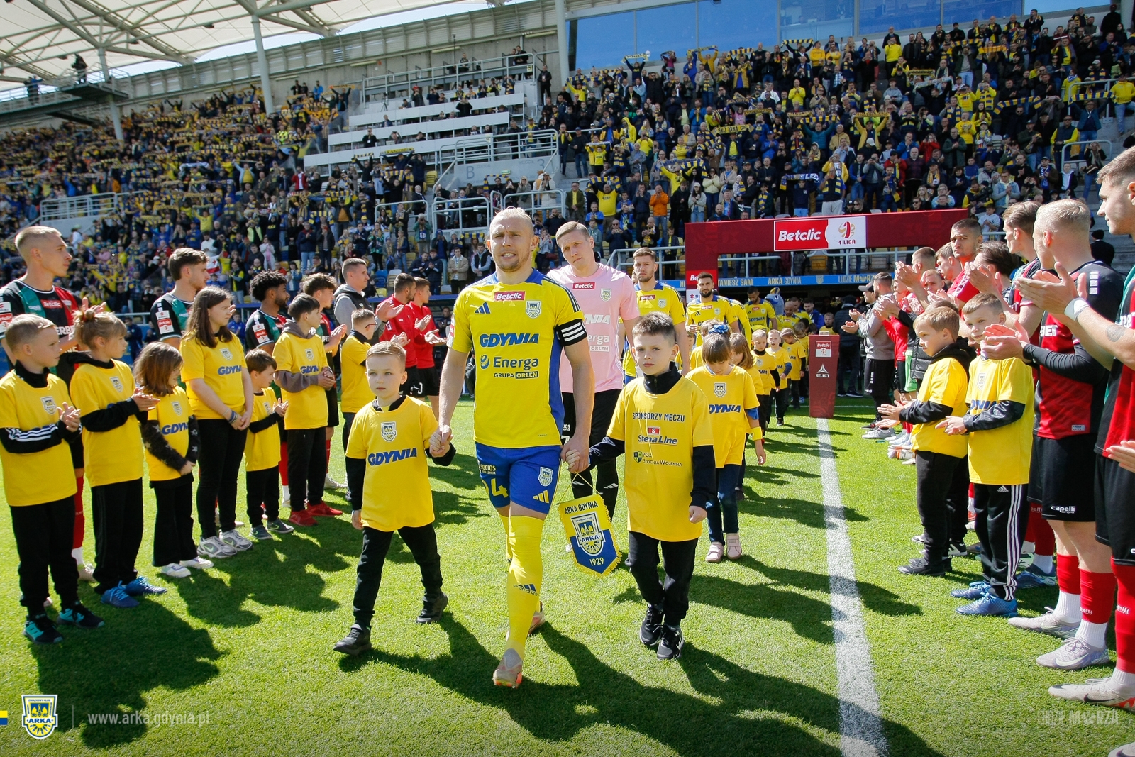 https://arka.gdynia.pl/images/galeria_zdjecie/big/gks_tychy_17_ac916deb211d6ac16306f44d425fabdc.jpg