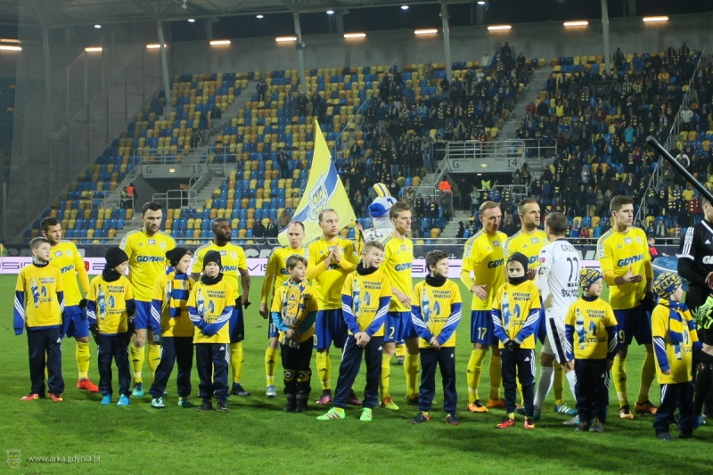http://arka.gdynia.pl/images/galeria_zdjecie/big/jagiellonia_108_c10d174621915cbceab6f0b0cf216819.jpg