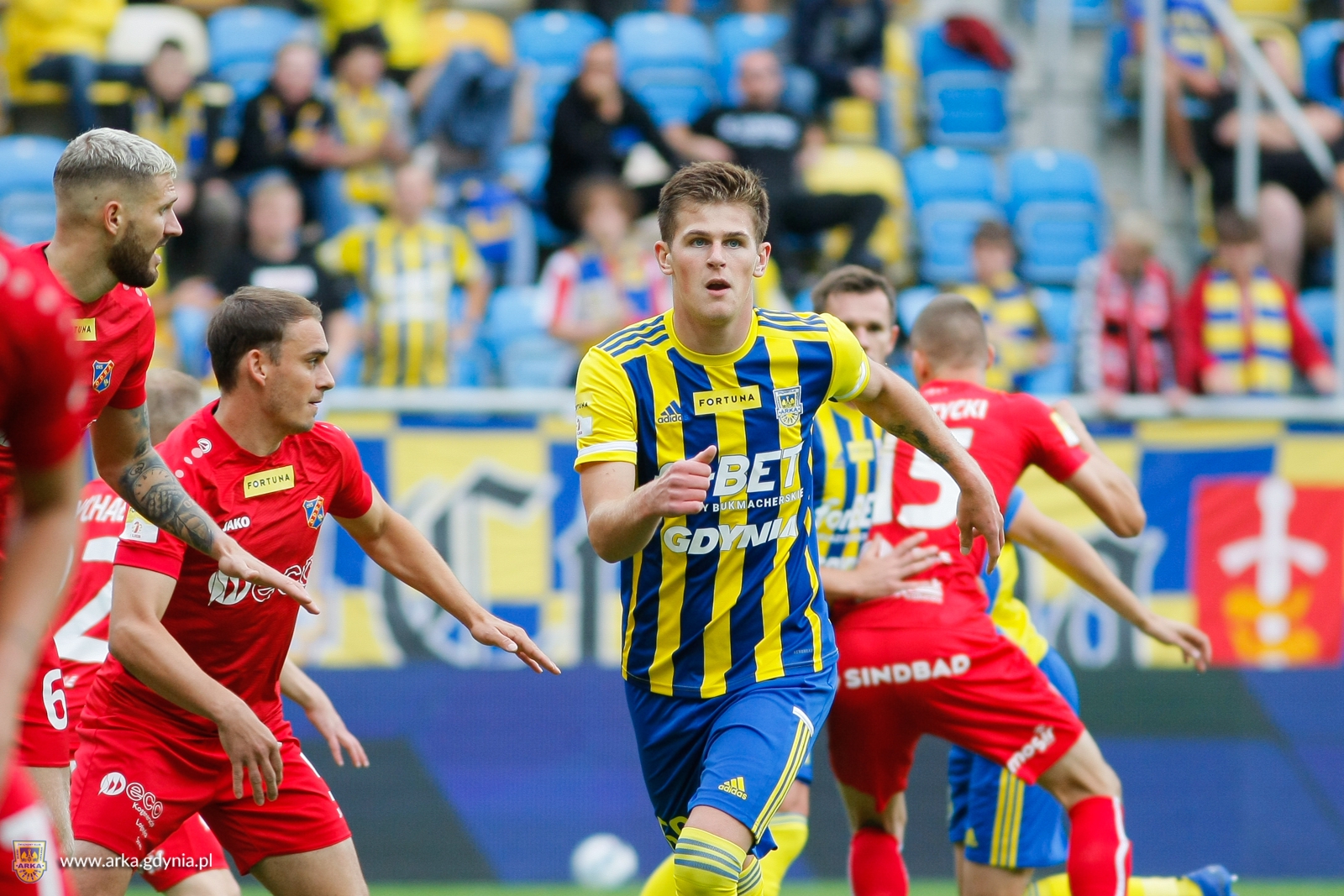 https://arka.gdynia.pl/images/galeria_zdjecie/big/odra_14_6290f05ff3daee896123765f6da0e60a.jpg