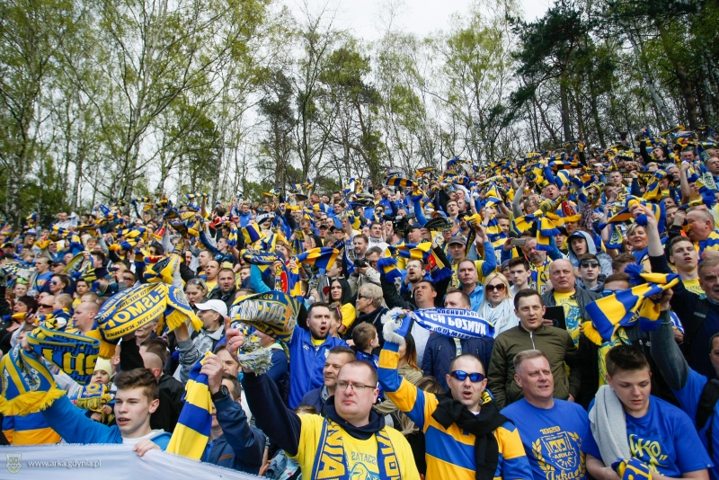 http://arka.gdynia.pl/images/galeria_zdjecie/big/pp_feta_gorka_49_84302964873b04ed8a0372ca65ac6f5f.jpg