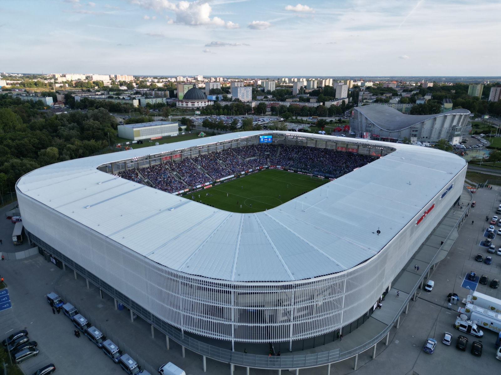 https://arka.gdynia.pl/images/galeria_zdjecie/big/stadion_Plock_20c1d05359fc258f8864f9ffe4cc3e90.jpg