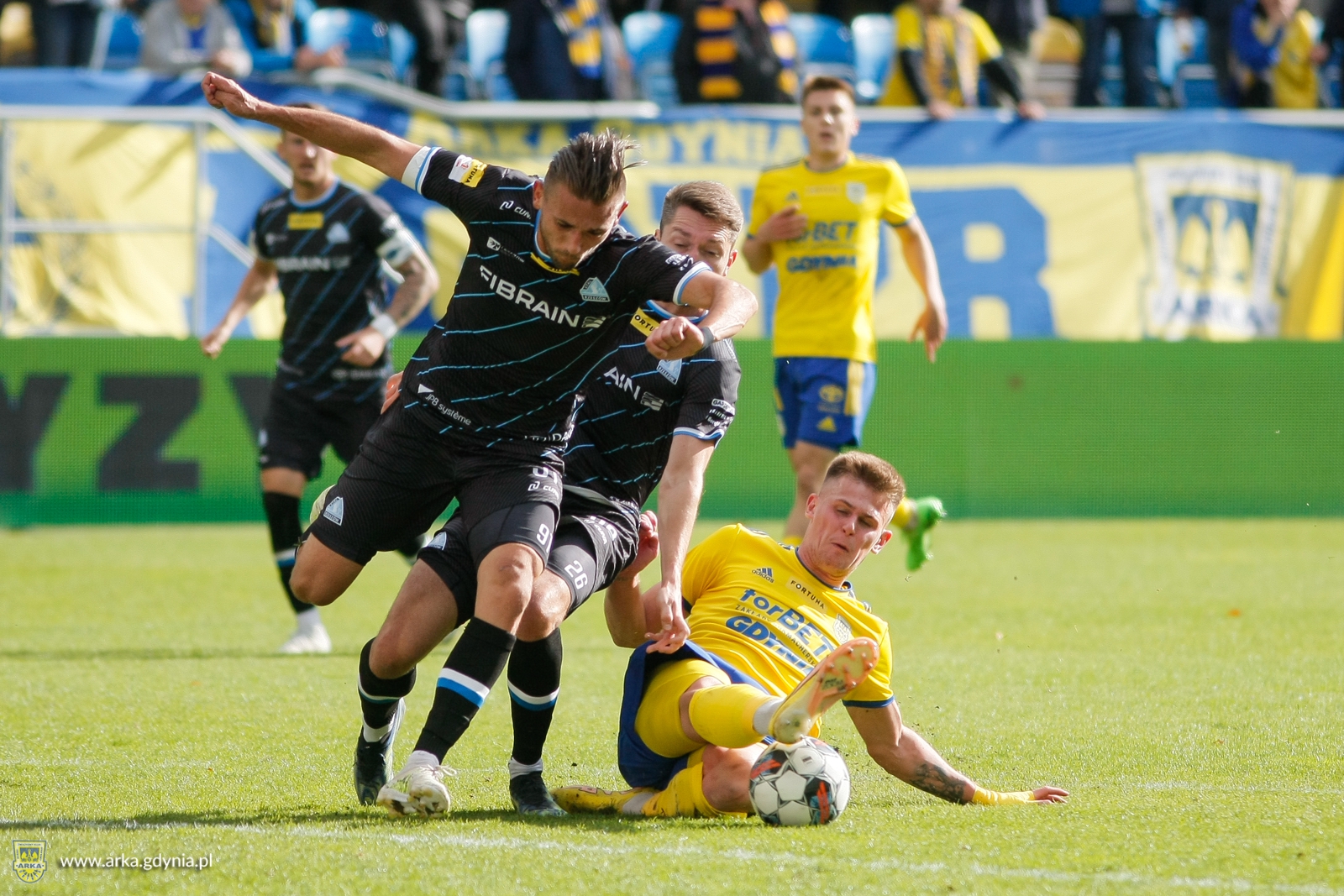 https://arka.gdynia.pl/images/galeria_zdjecie/big/stal_07_53475d79f3ba5c7c399275e727afcea6.jpg