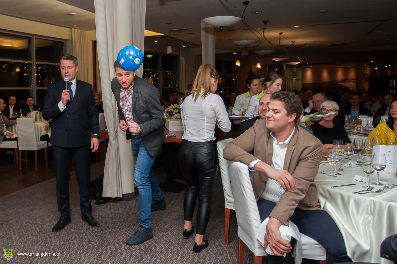 http://arka.gdynia.pl/images/galeria_zdjecie/big/wigilia_2018_35_a45be8c6a860cfbf3c1d428f1b44588a.jpg